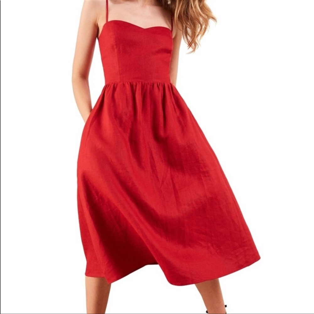 Reformation Olivia Dress. Hidden pockets in dress